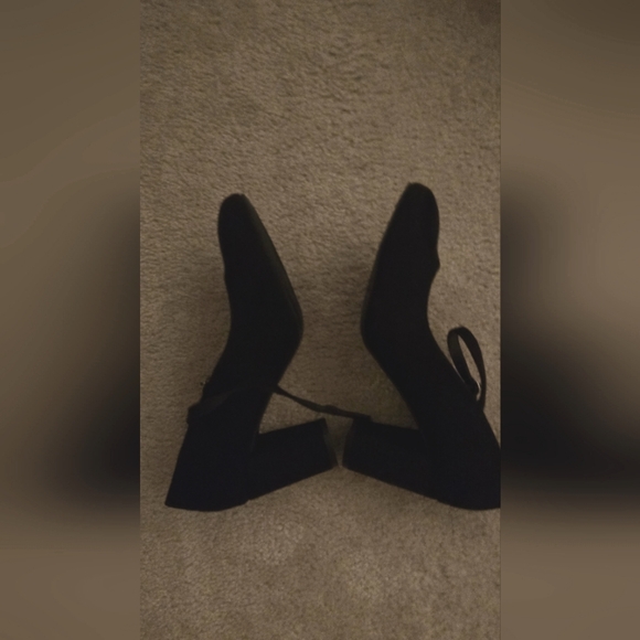 NWT Torrid Black Faux Leather Mary Jane Size 7.5 Wide - Picture 2 of 4